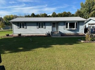 W5088 Highland Dr, Shawano, WI 54166