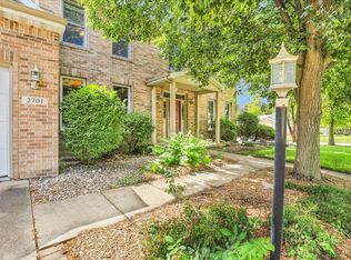 2701 Summerhill Ln, Champaign, IL 61822