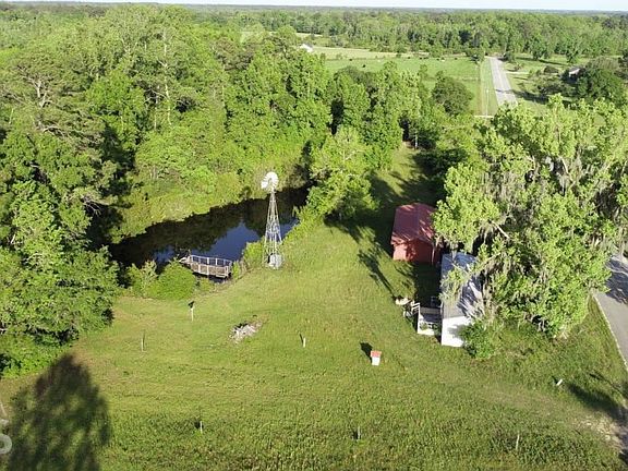 2nd image of 285 Lewis Rd