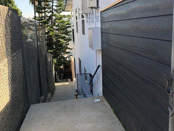 5th image of 1348 1/2 Allesandro St