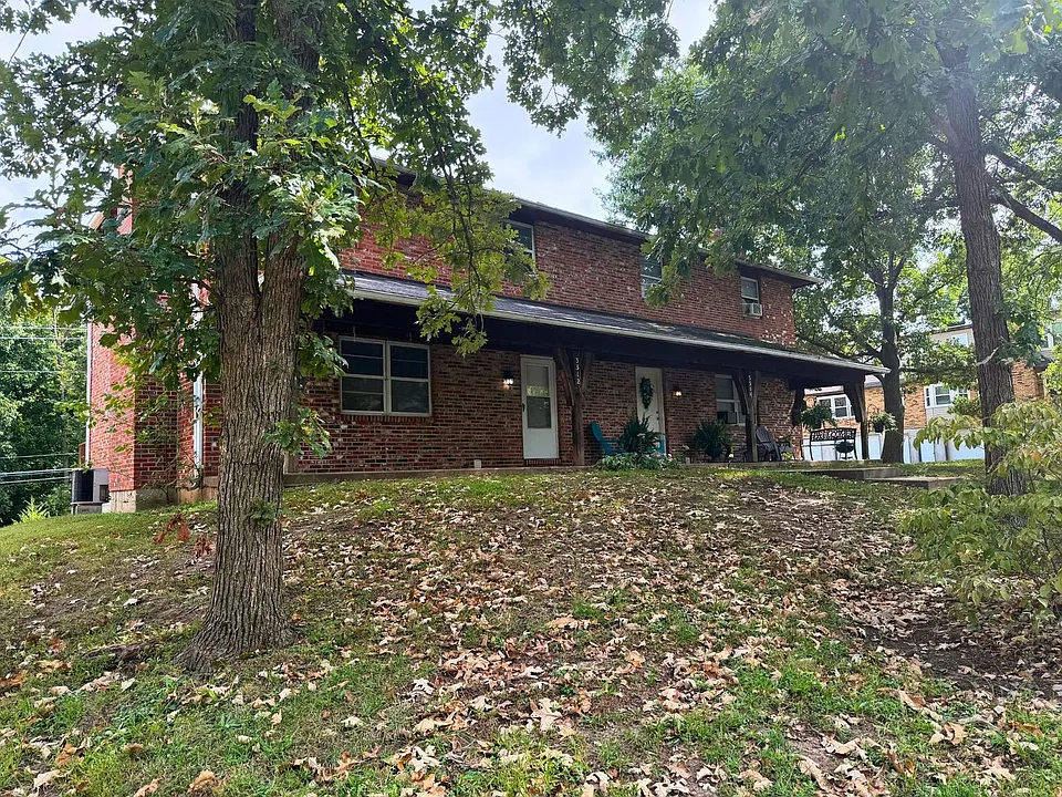 3312 Belle Meade Dr
