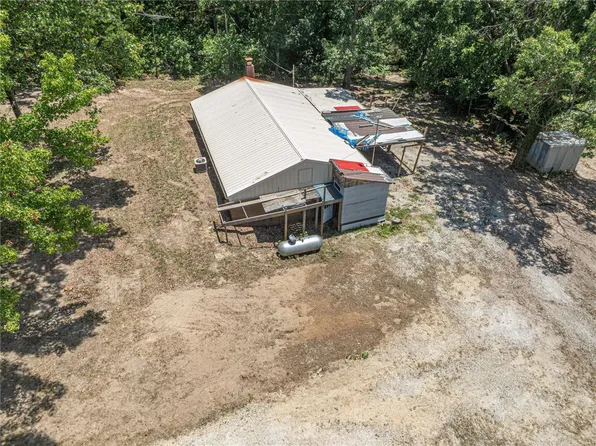 2532 W Springfield Rd, Saint Clair, MO 63077