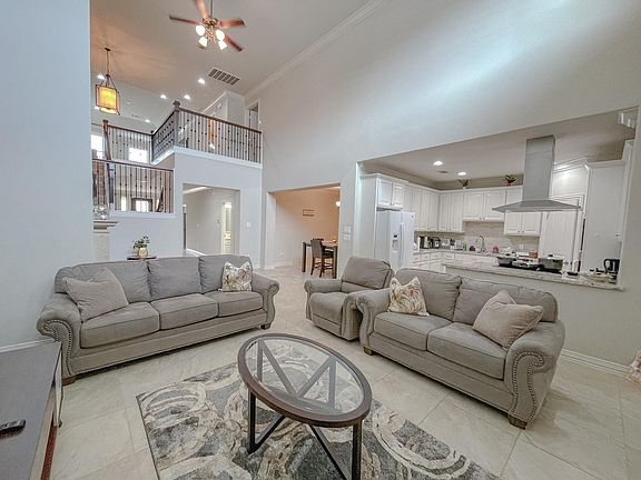 3rd image of 13422 Preston Cliff Ct