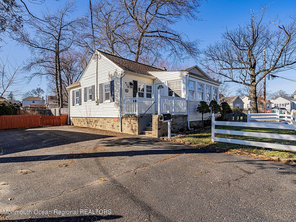 916 Woodmere Drive, Keyport, NJ 07735 Zillow