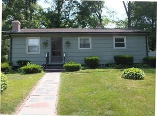 141 Louis Rd, Springfield, MA 01118
