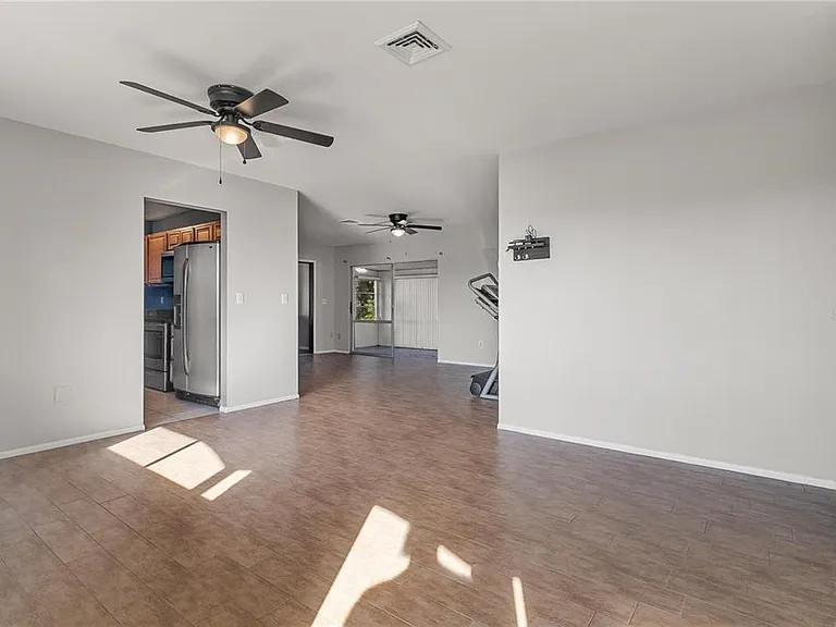 2522 Conway Blvd — Photo 6