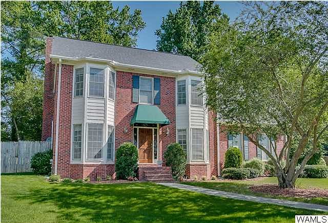 1st image of 2928 Hawthorne Cir