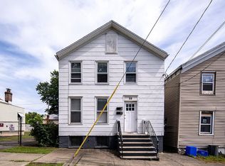 88 14th St, Troy, NY 12180
