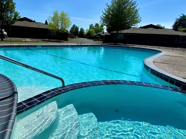 Sunrise Park Apartments, 1210 Pine Meadow Dr SE #1315, Albany, OR 97322