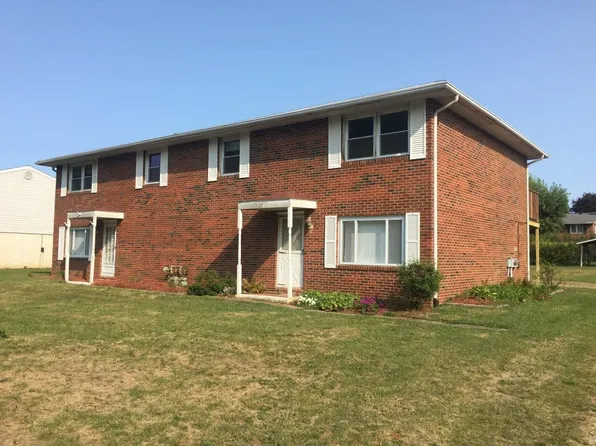 1537 Clearbrook Rd NW, Massillon, OH 44646