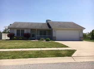 311 Crestwood Dr, Roanoke, IN 46783