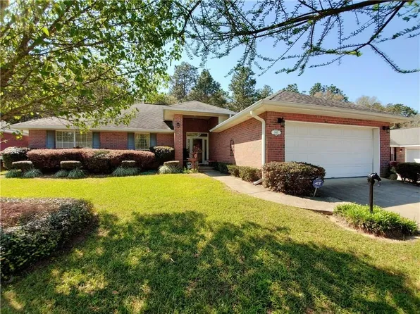 5865 Spyglass Dr, Mobile, AL 36618