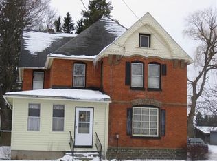 27 W Main St, Earlville, NY 13332