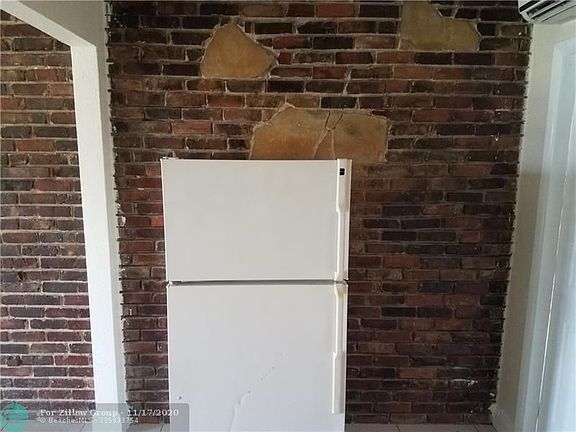 5th image of 1200 NE 110th St #3