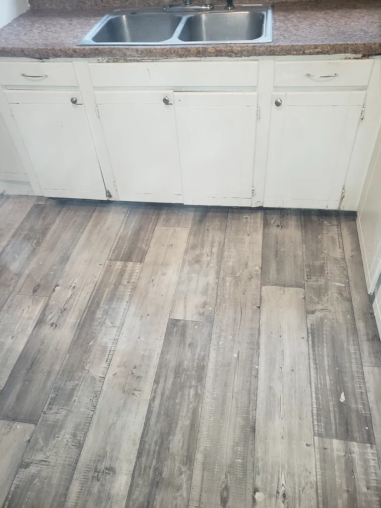 2 bed, 1012 sqft, $850 — Photo 3