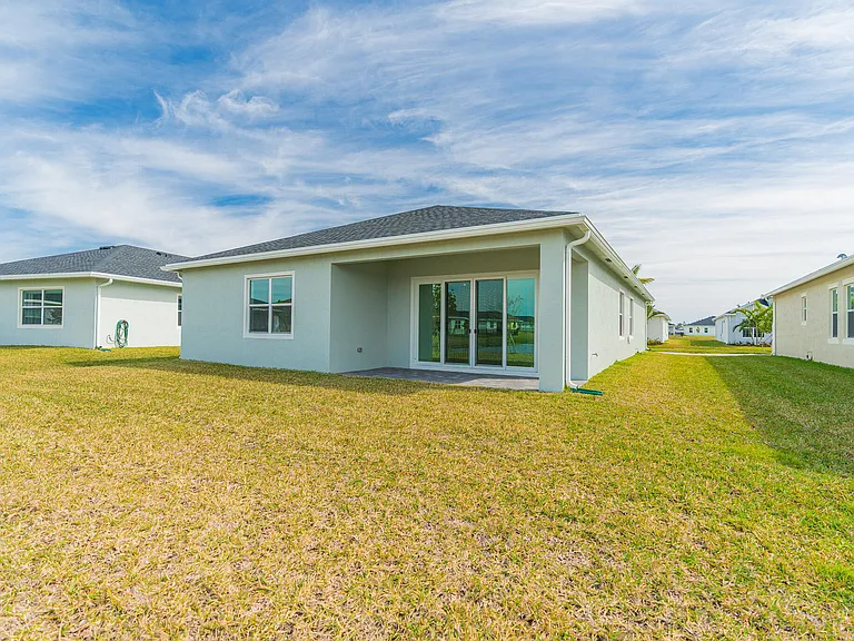 13885 SE Riversway St — Photo 28