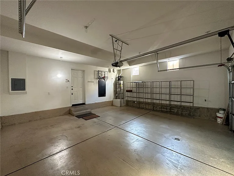 611 McKenna St — Photo 19