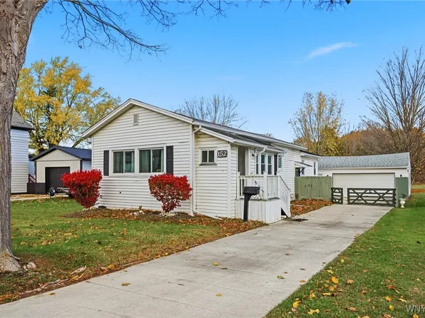 152 S Main St, Batavia, NY 14020