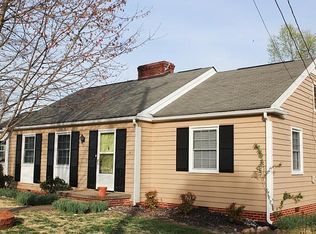 208 Lynchburg Rd, Pilot Mountain, NC 27041