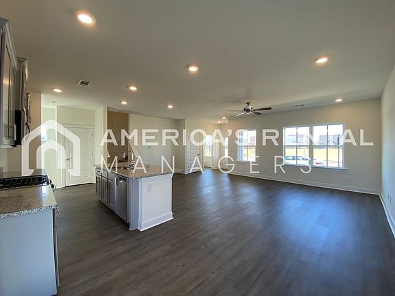 5th image of 3343 Meriwether Dr