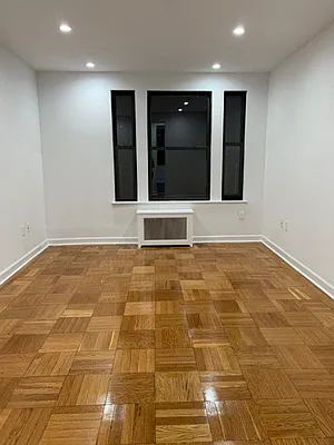 Rented by Christie Property Group | media 18