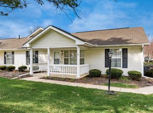 1206 Hillview Cir E, Newark, OH 43055