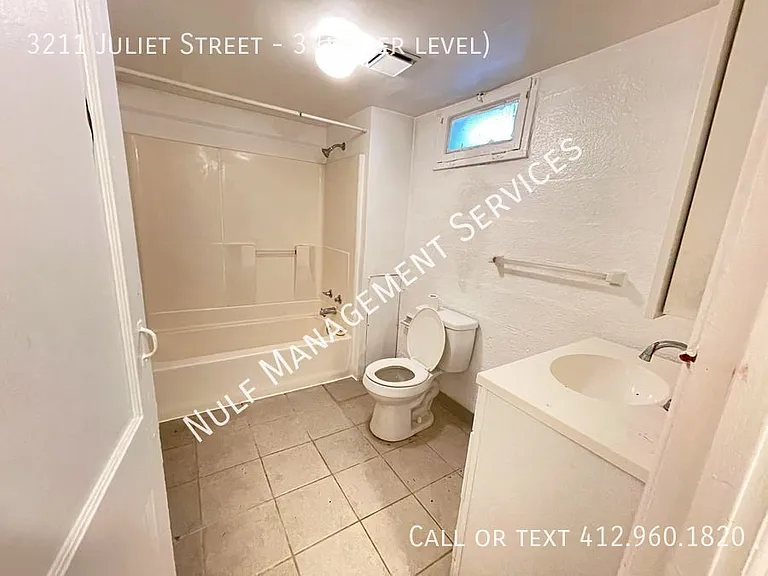 3211 Juliet St #3 — Photo 7