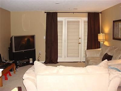 4th image of 3044 Westminster Dr