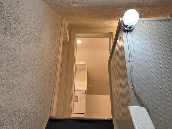 5th image of 2241 Cleneay Ave #3