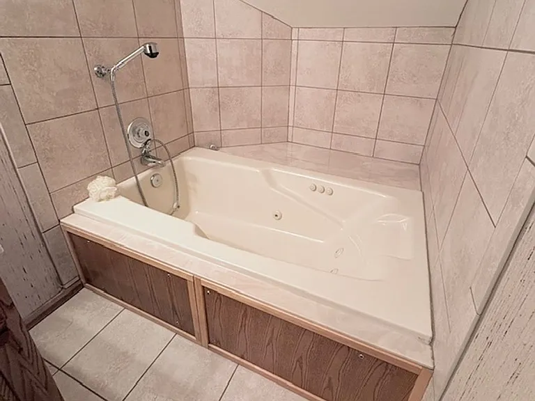 165 Holly Tree Cir — Photo 10