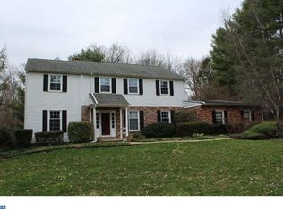 3 Bridleshire Rd, Newark, DE 19711