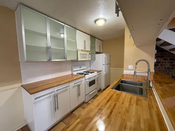 3703 Park Dr APT 3, Auburn, CA 95602