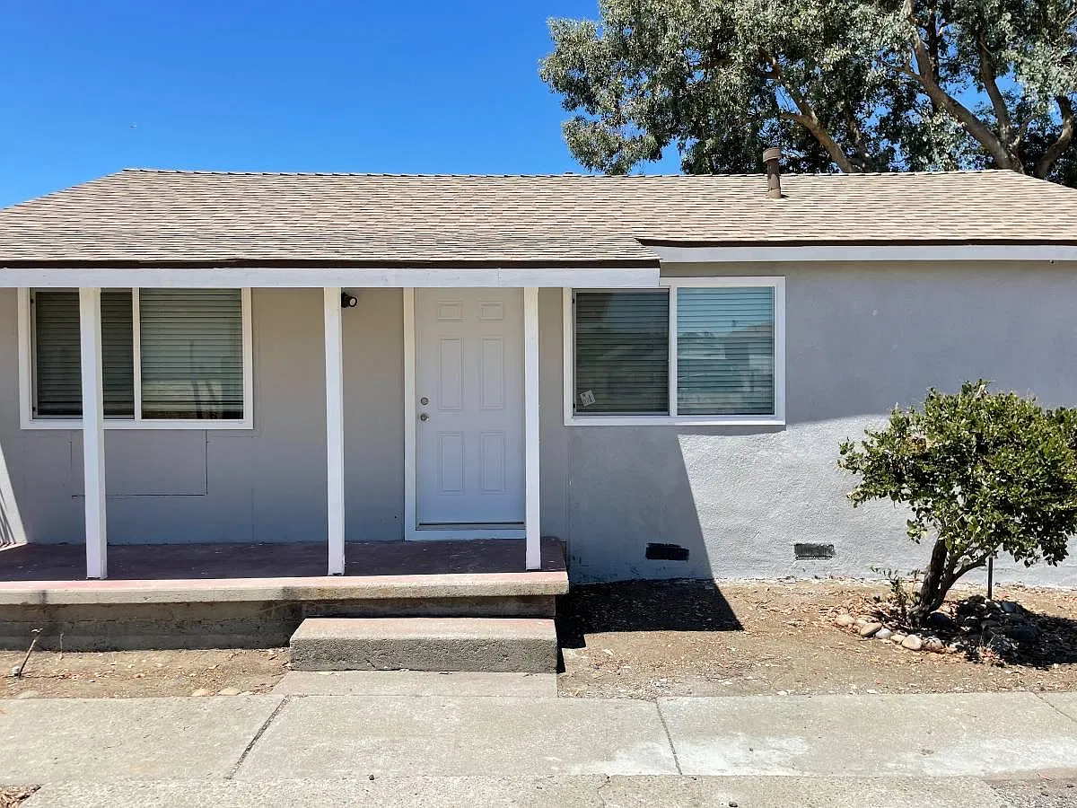 10988 W Clover Rd — Photo 1