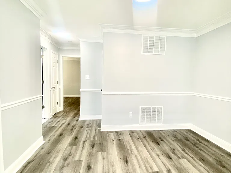 4914 Hamilton Ave #1 — Photo 9