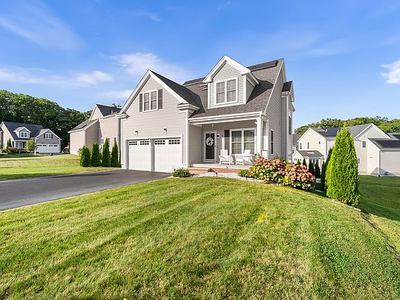2nd image of 20 Pheasant Run Ct