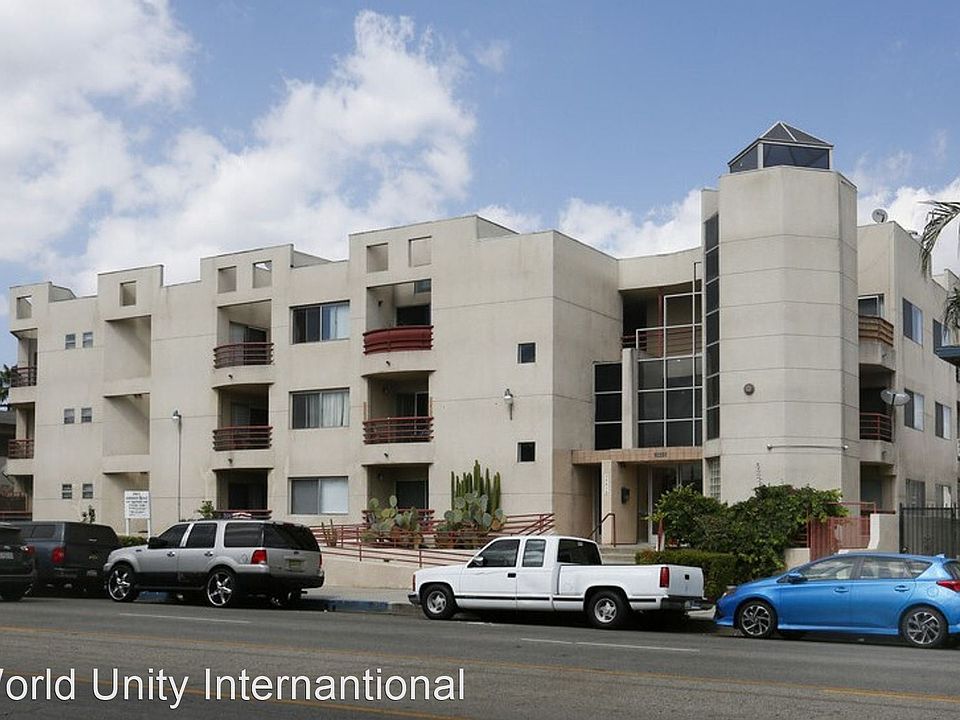 1st image of 20615 Vanowen St #306