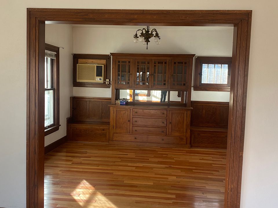 1st image of 103 W California Ave