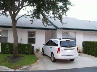 5028 Pine Abbey Dr S, West Palm Beach, FL 33415