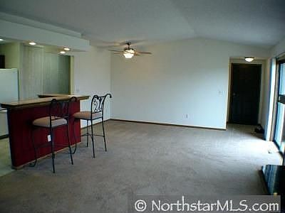 4th image of 1890 Glacier Ln N