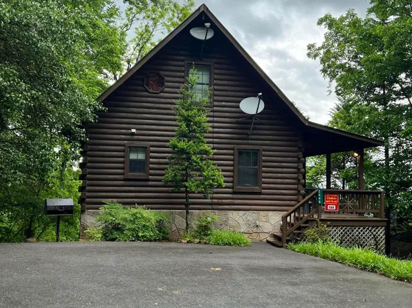 2446 Walnut Ridge Way, Sevierville, TN 37862