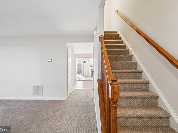 3rd image of 4508 Luau Ct