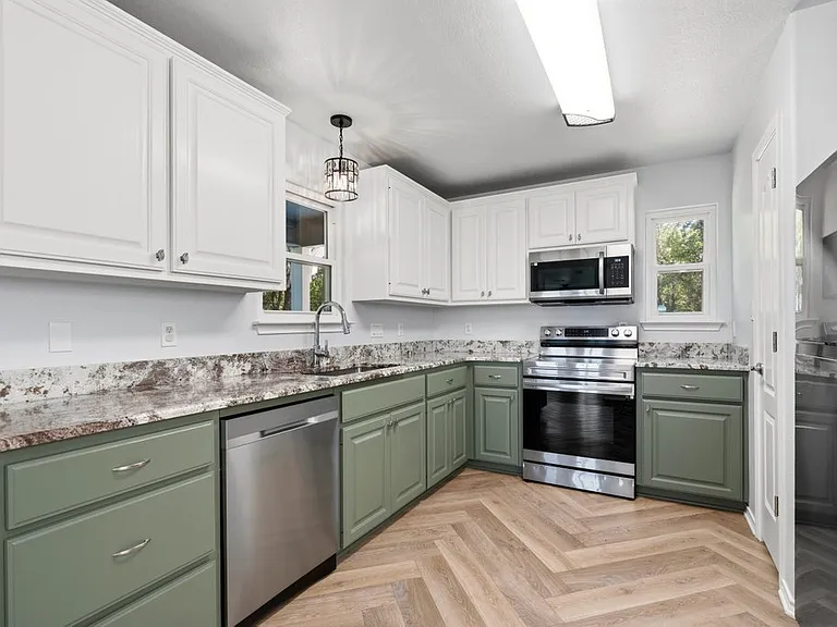150 Shady Bluff Dr — Photo 5