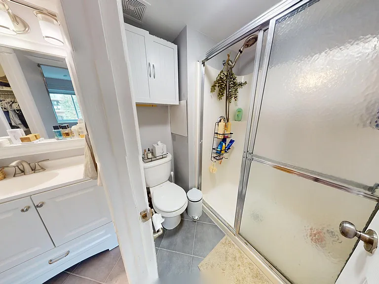 124 Roberts Ln #401 — Photo 27