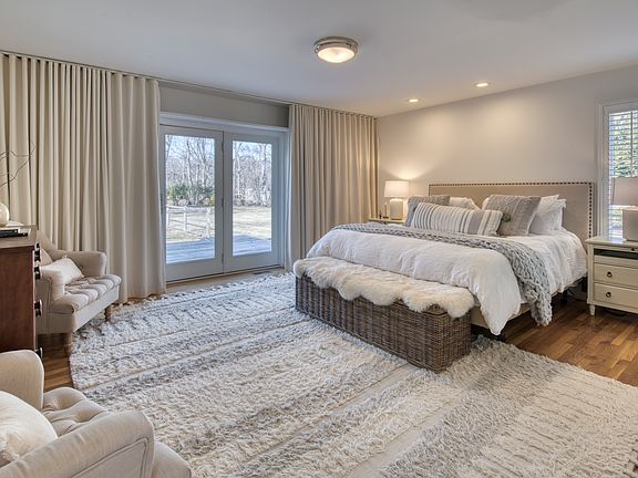 5th image of 27 Fieldview Ln