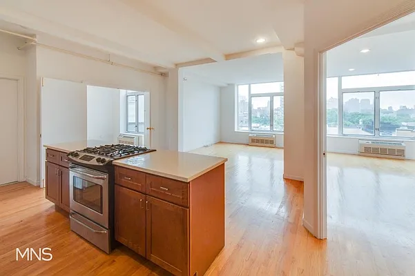 Rented by MNS Marketing | media 2