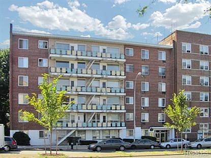 3rd image of 3201 Grand Concourse APT 6D