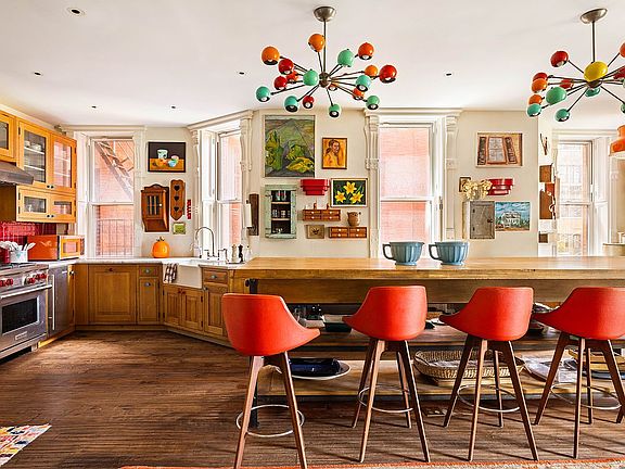 3rd image of 34 Gramercy Park E Unit Phb