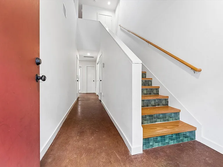 6130 Grand Blvd — Photo 16