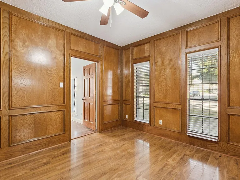 14819 Walbrook Dr — Photo 27