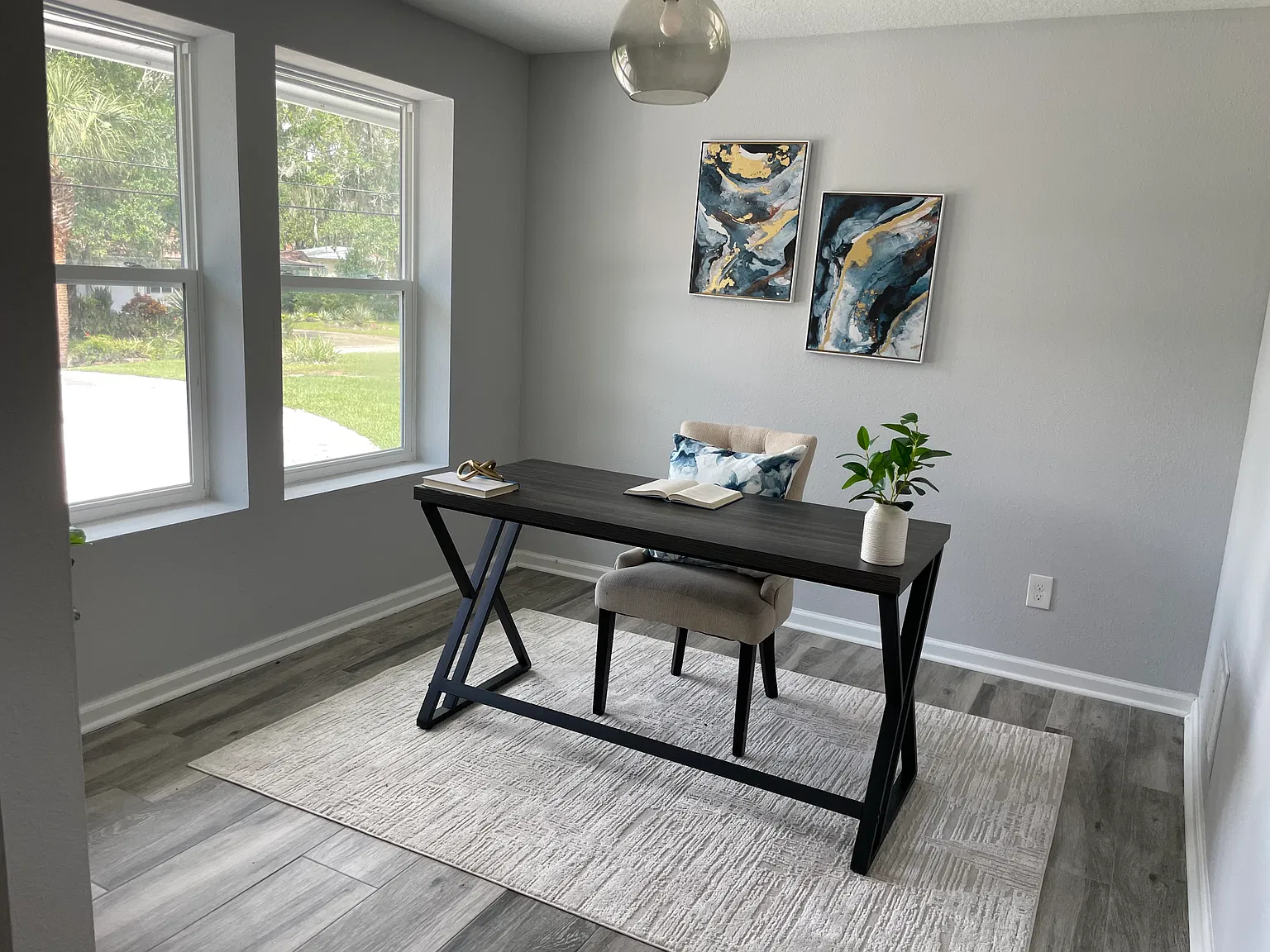 4 bed, 1829 sqft, $2,100 — Photo 2